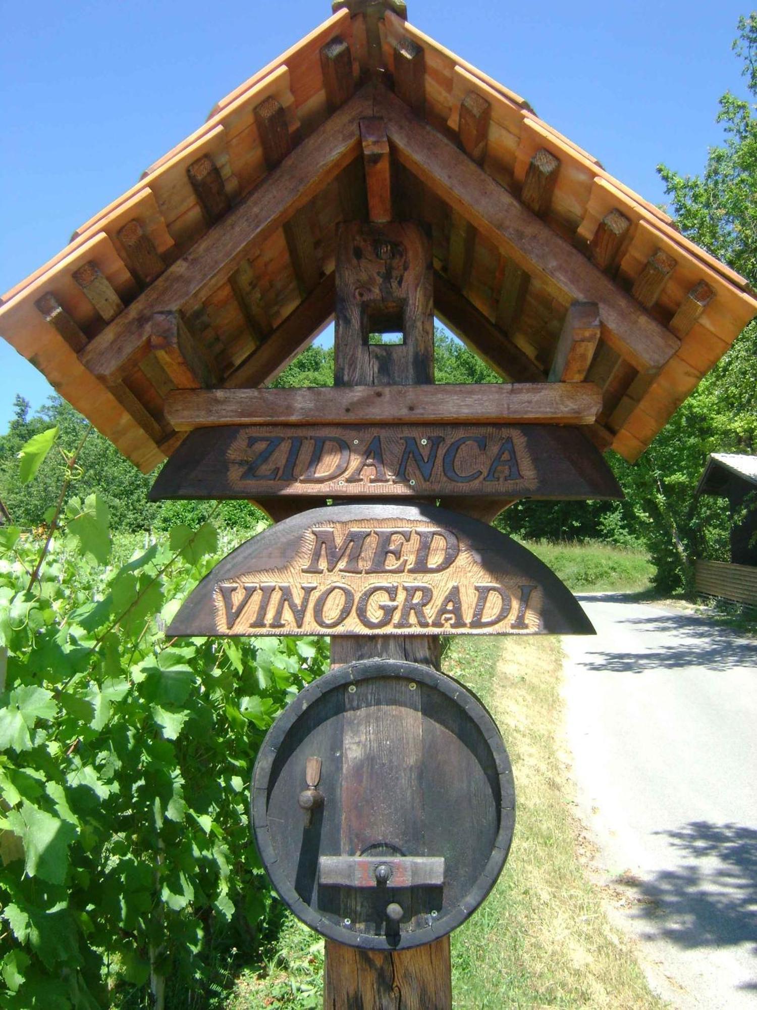 Holiday Home In Otocec - Kranjska エクステリア 写真